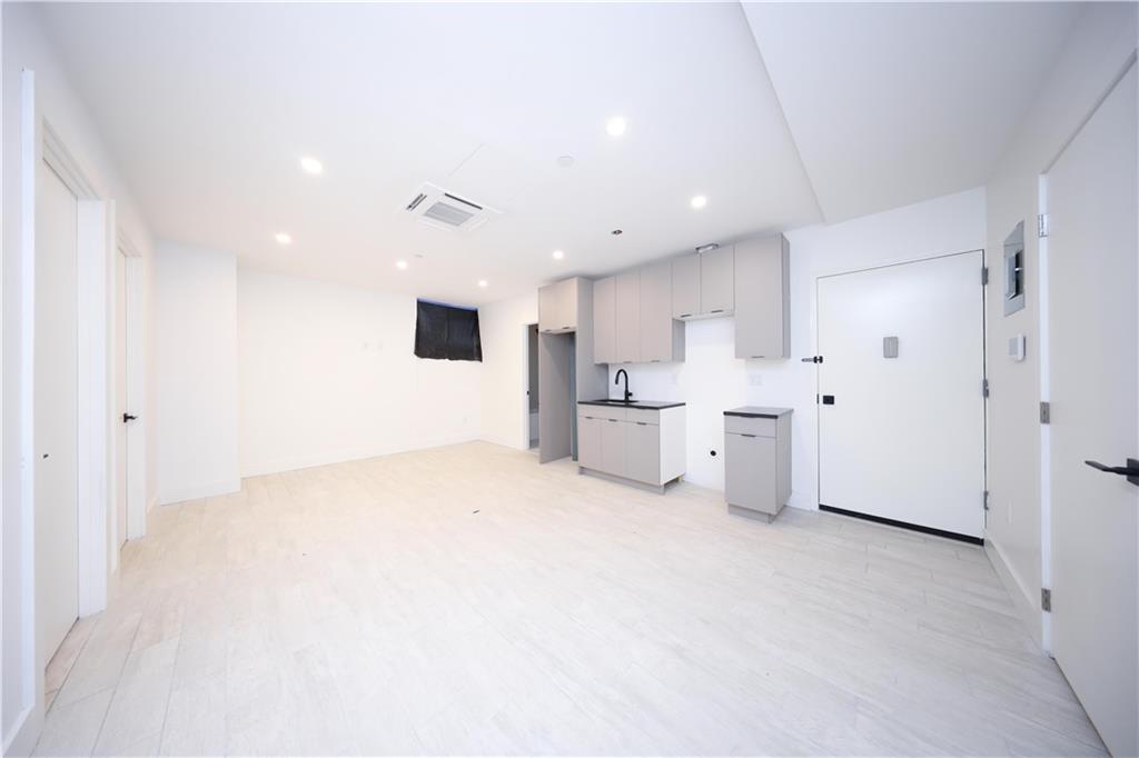 1058 62nd Street Dyker Heights Brooklyn NY 11219