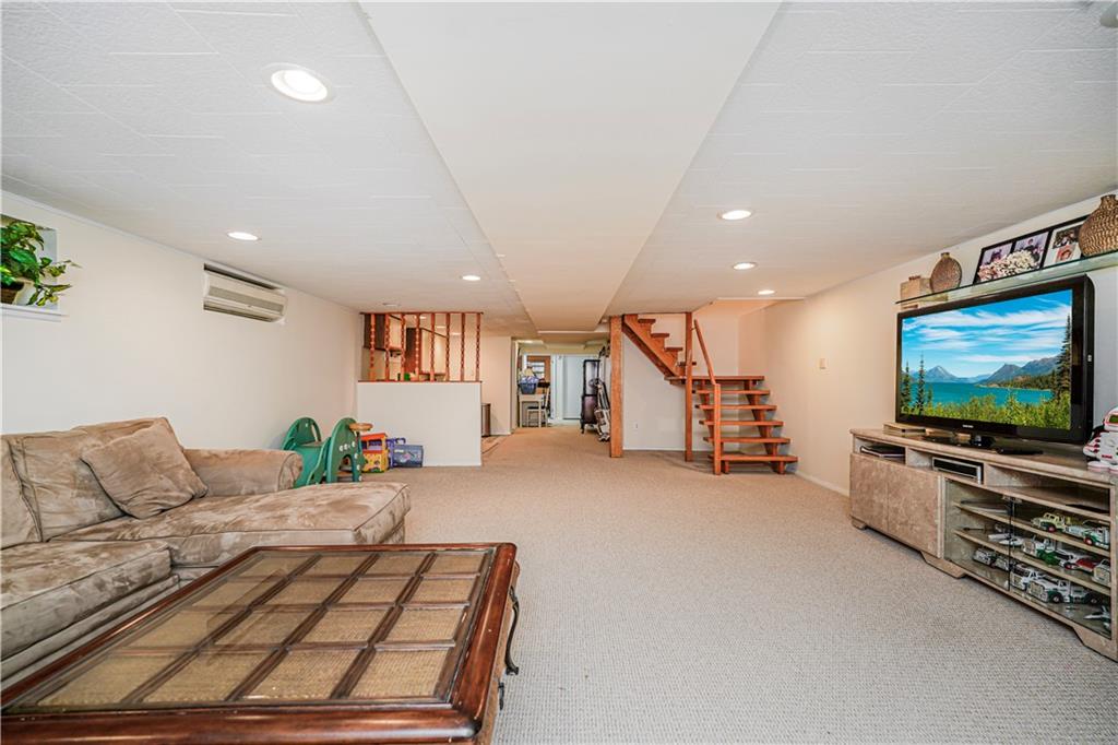 167 Bay 32nd Street Gravesend Brooklyn NY 11214