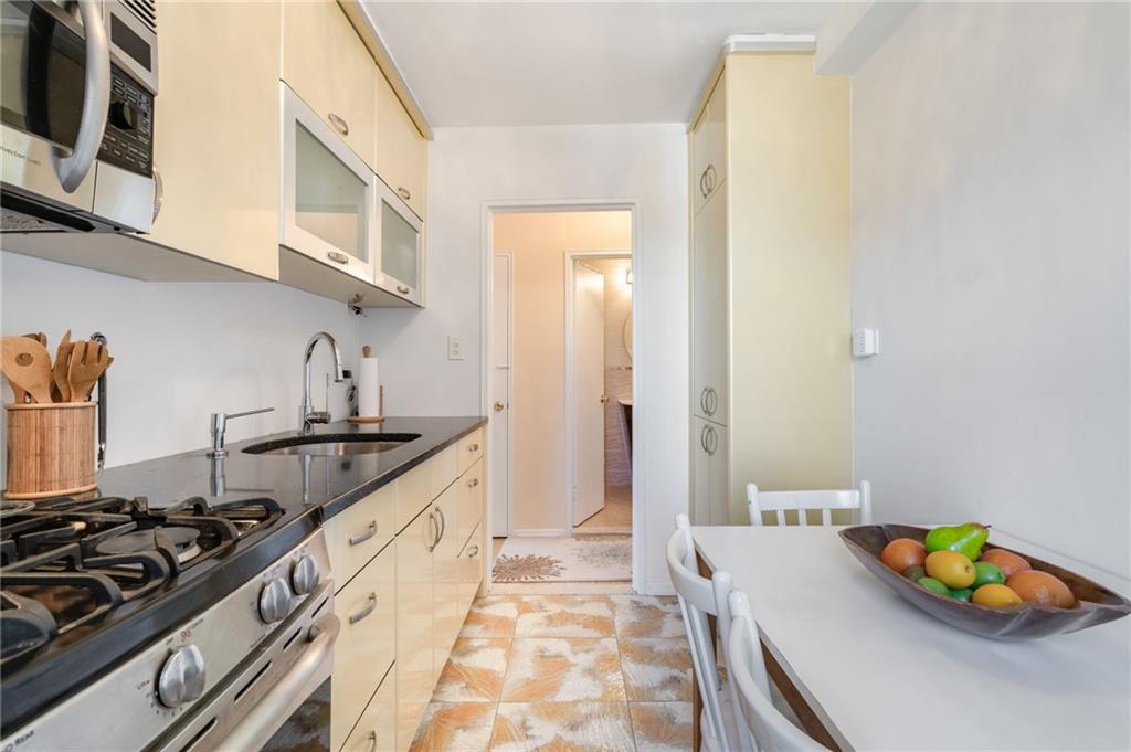 515 East 7th Street Kensington Brooklyn NY 11218