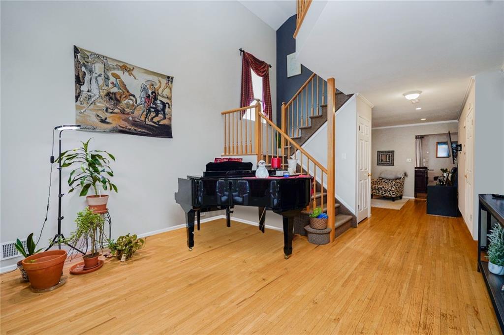 23 Helene Court Woodrow Staten Island NY 10309