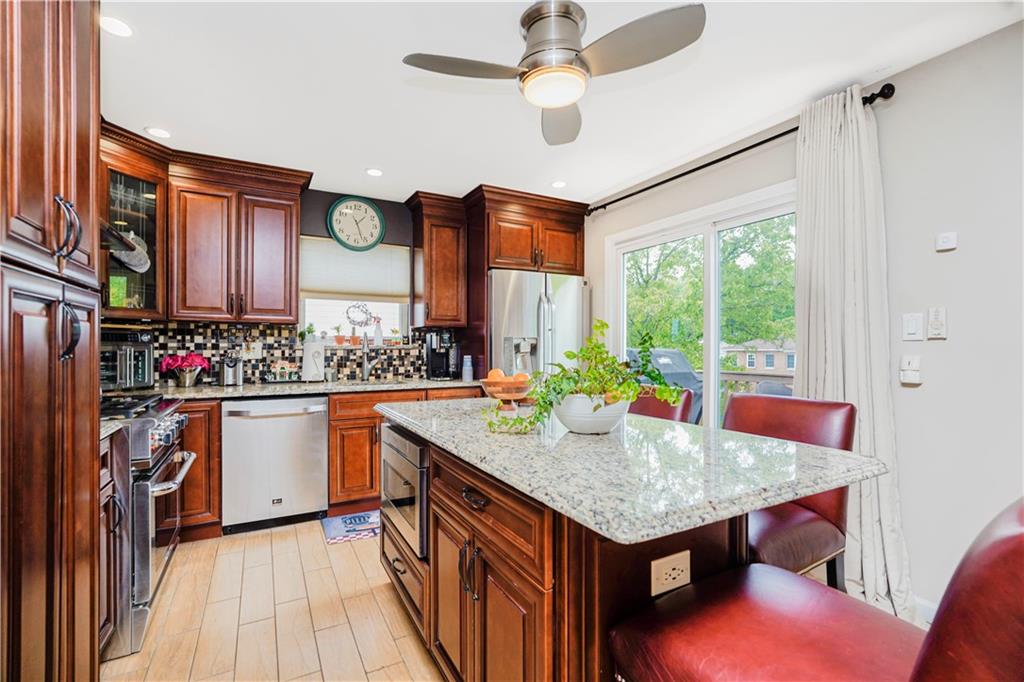 23 Helene Court Woodrow Staten Island NY 10309