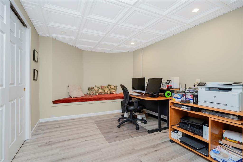 23 Helene Court Woodrow Staten Island NY 10309