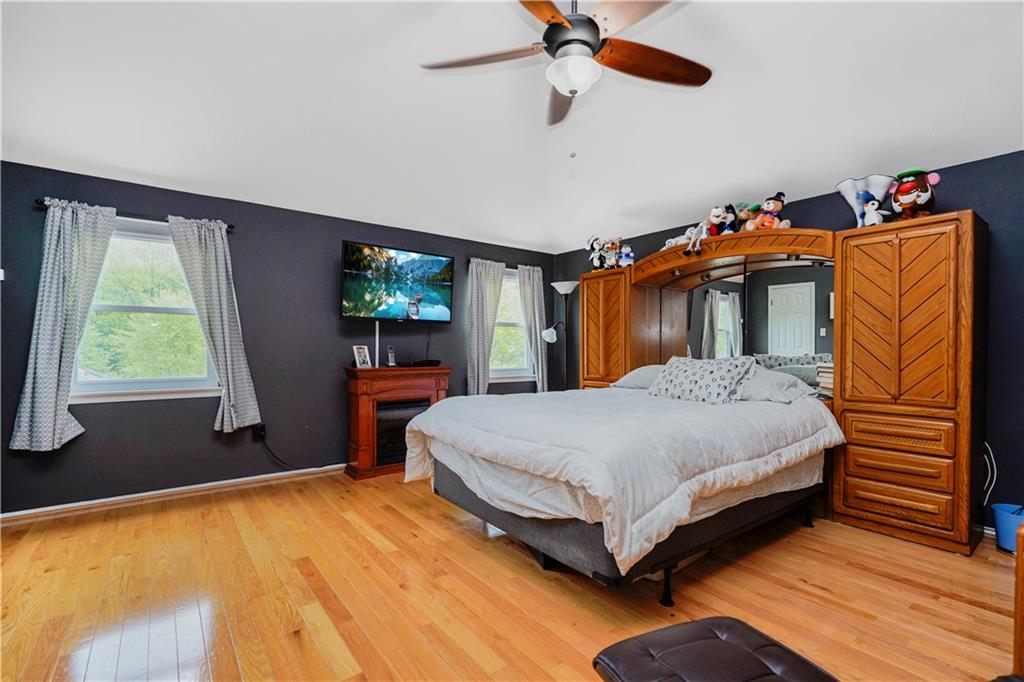 23 Helene Court Woodrow Staten Island NY 10309