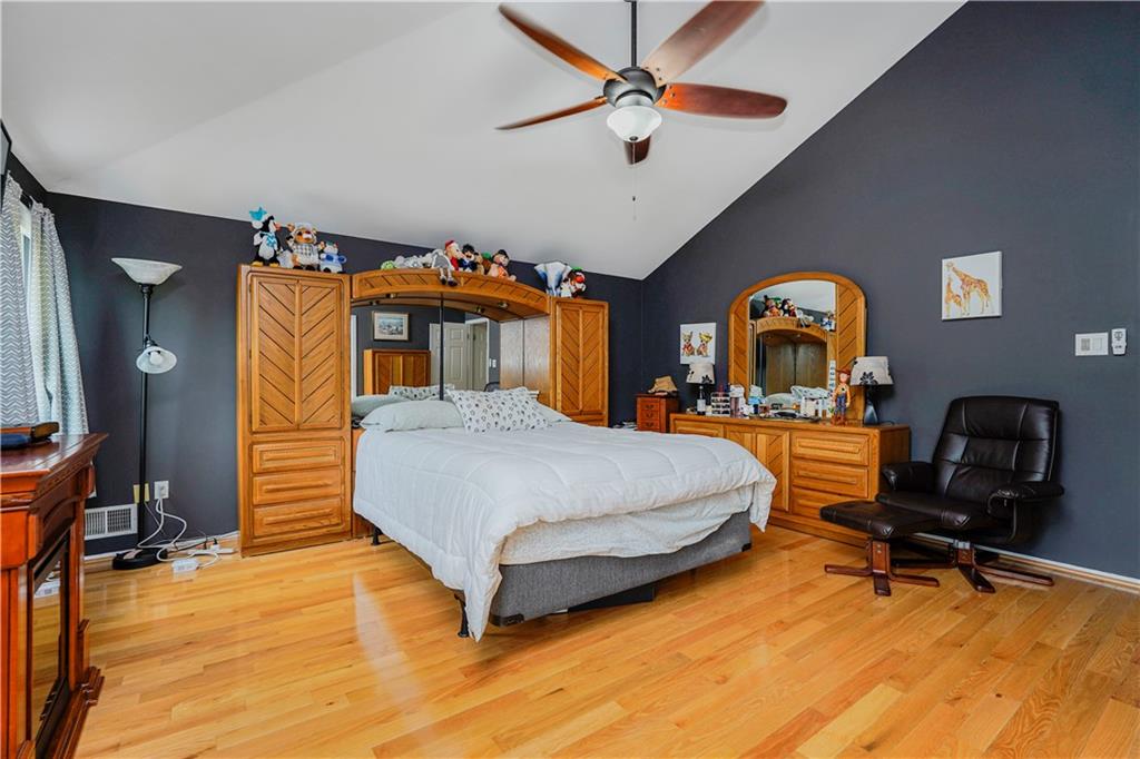 23 Helene Court Woodrow Staten Island NY 10309