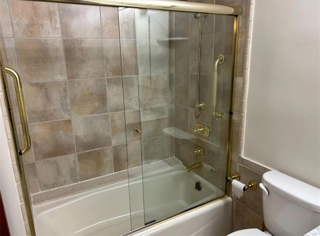 9921 4th Avenue Bay Ridge Brooklyn NY 11209