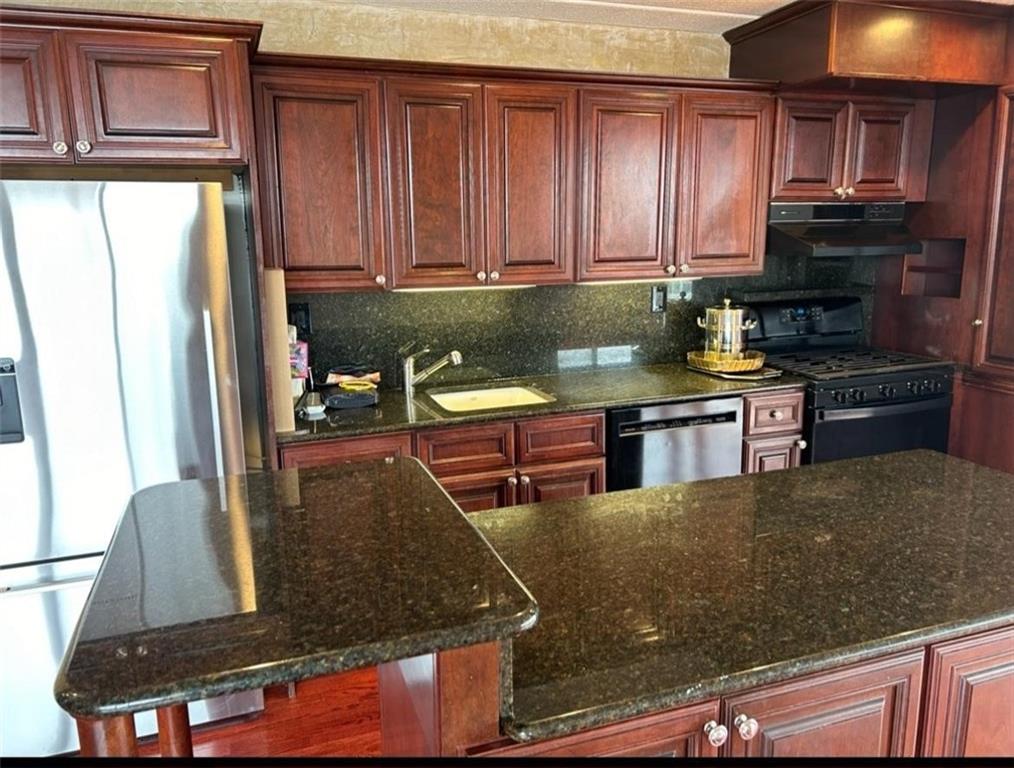9921 4th Avenue Bay Ridge Brooklyn NY 11209