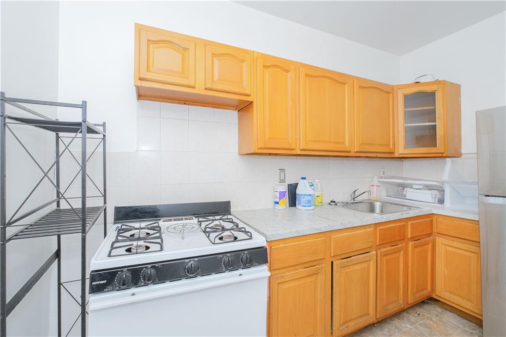 421 New Lots Avenue East New York Brooklyn NY 11207
