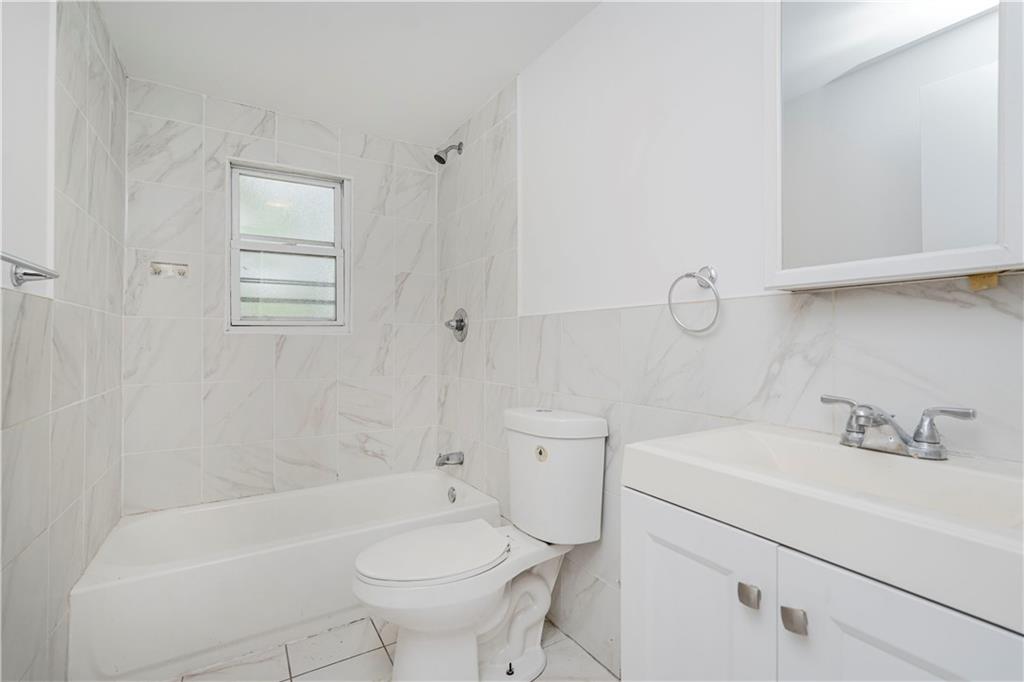 75 Taft Avenue New Brighton Staten Island NY 10301