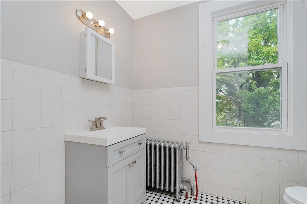 75 Taft Avenue New Brighton Staten Island NY 10301