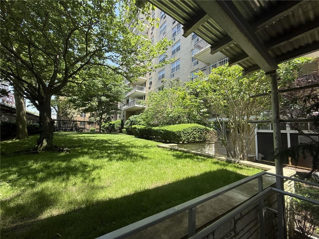 35 Seacoast Terrace Brighton Beach Brooklyn NY 11235