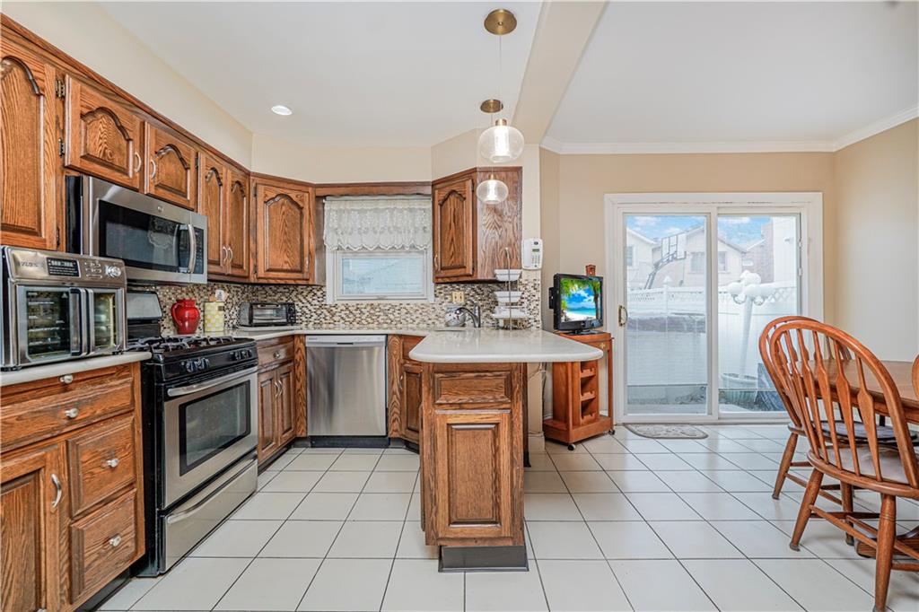 1413 81st Street Dyker Heights Brooklyn NY 11228