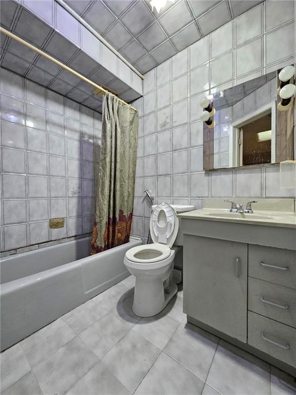 1722 70th Street Bensonhurst Brooklyn NY 11204