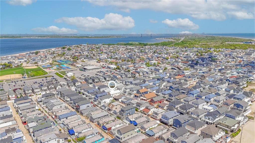 8 Hudson Walk Breezy Point Breezy Point NY 11697