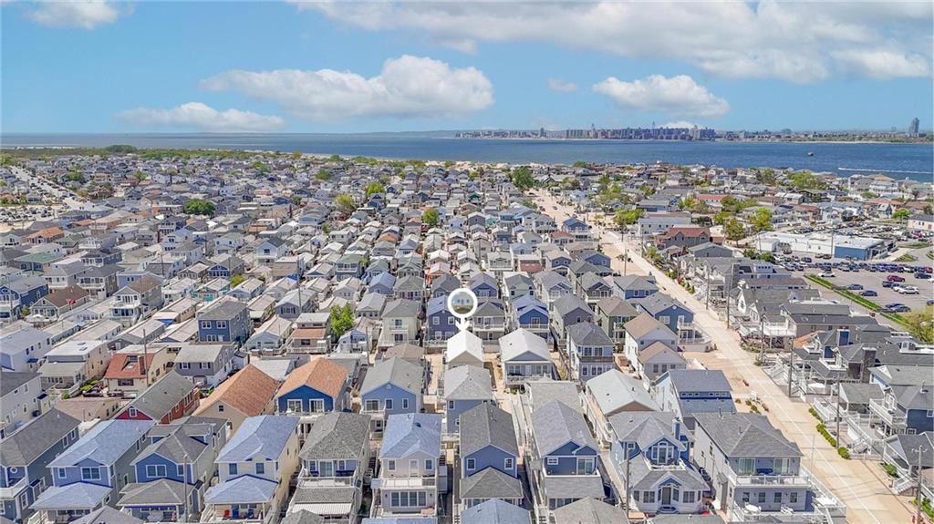8 Hudson Walk Breezy Point Breezy Point NY 11697