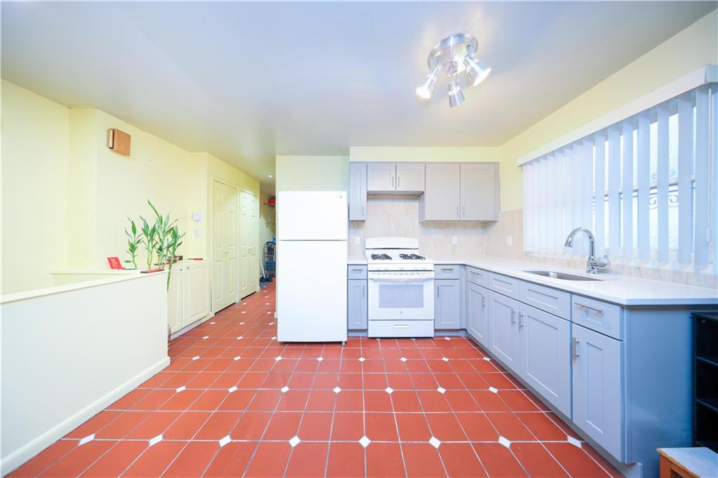 2035 73rd Street Bensonhurst Brooklyn NY 11204