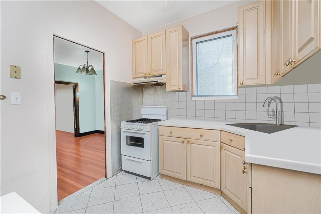 1519 71st Street Dyker Heights Brooklyn NY 11228