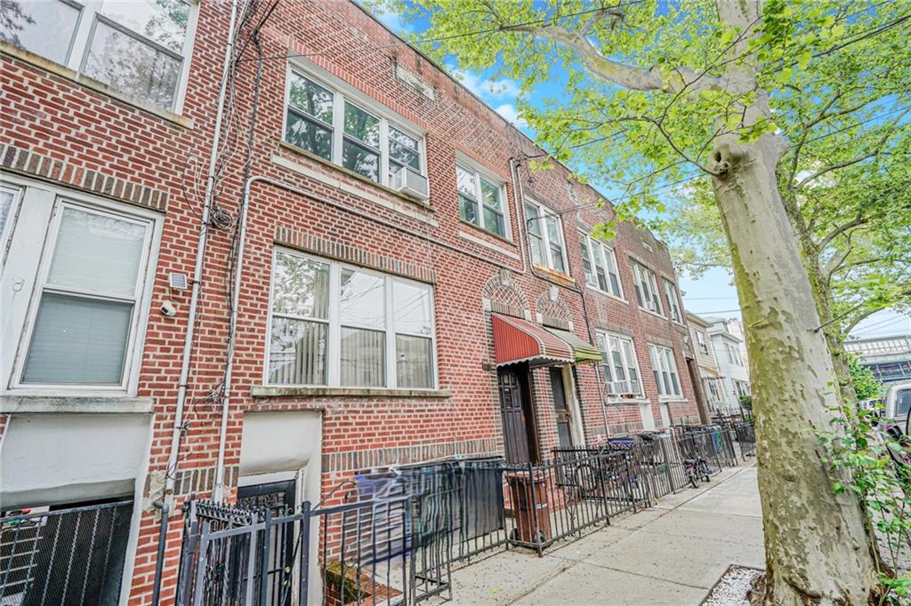 1519 71st Street Dyker Heights Brooklyn NY 11228