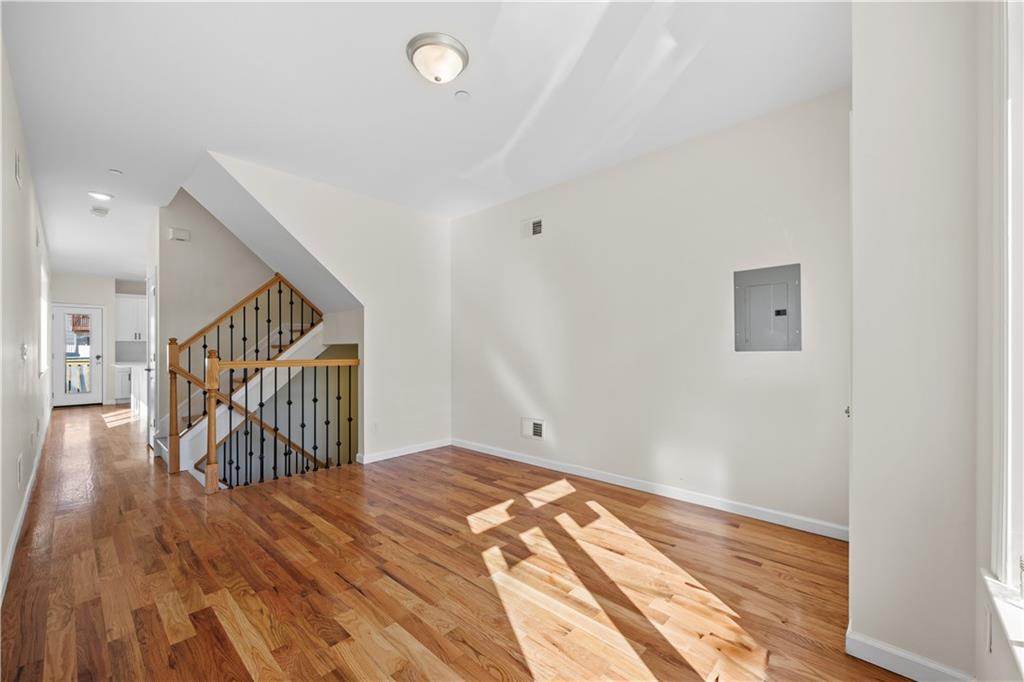91 Robin Road South Beach Staten Island NY 10305