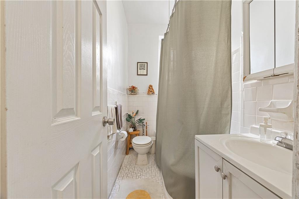 80 Winthrop Street Prospect Lefferts Gdns Brooklyn NY 11225