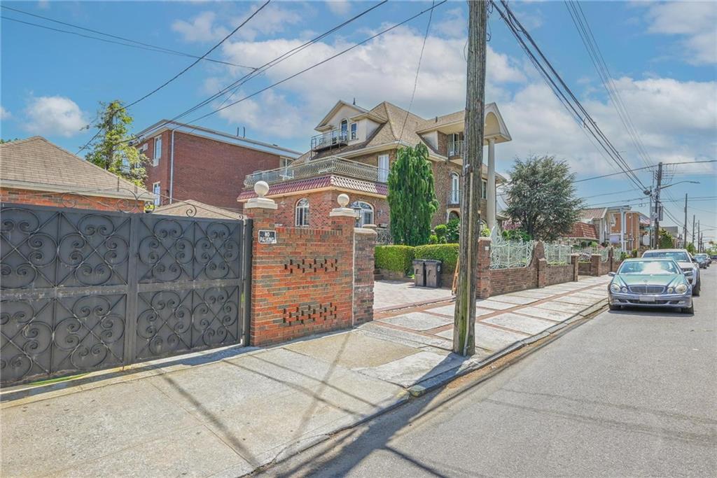 1401 74th Street Dyker Heights Brooklyn NY 11228