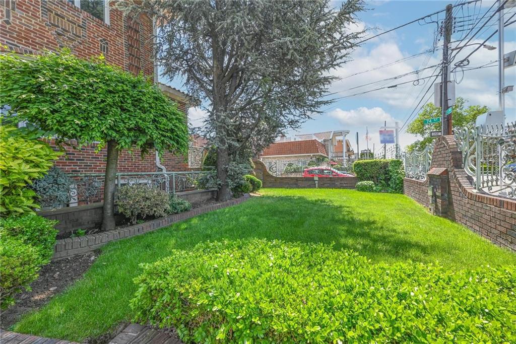 1401 74th Street Dyker Heights Brooklyn NY 11228