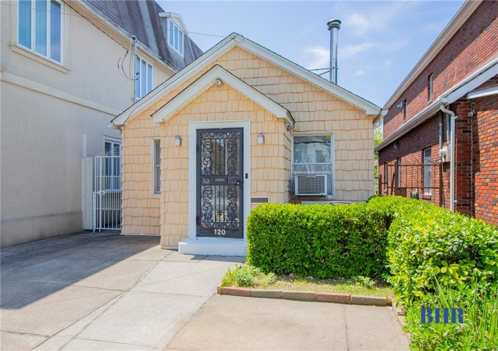 120 Norfolk Street Manhattan Beach Brooklyn NY 11235