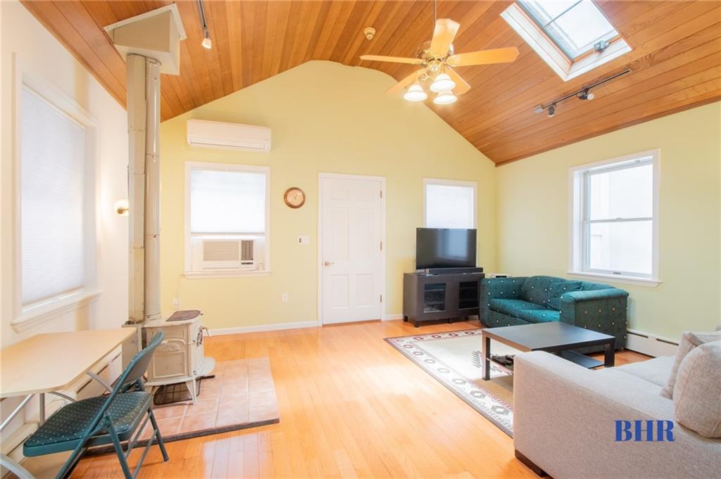 120 Norfolk Street Manhattan Beach Brooklyn NY 11235