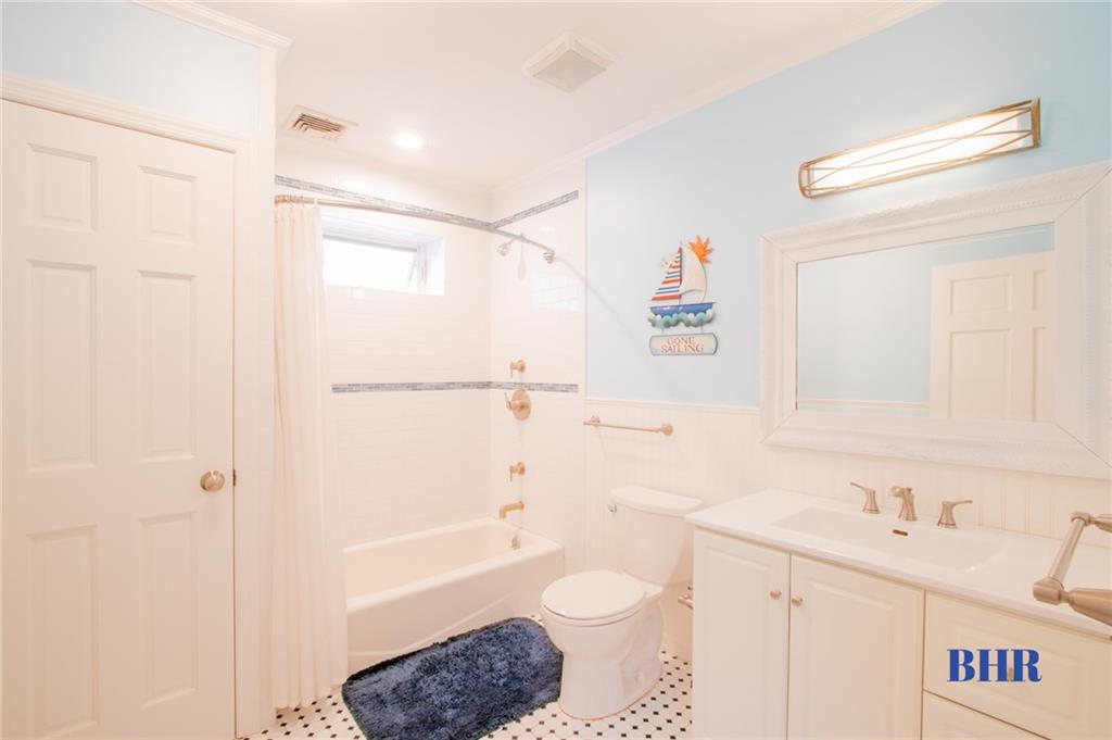 120 Norfolk Street Manhattan Beach Brooklyn NY 11235