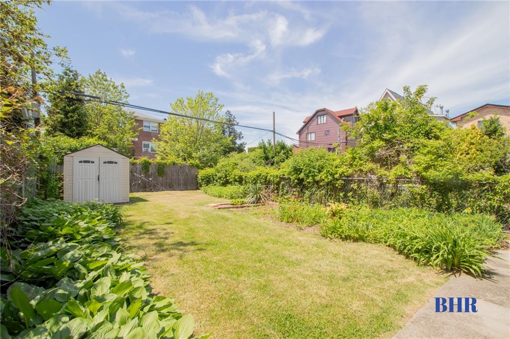 120 Norfolk Street Manhattan Beach Brooklyn NY 11235