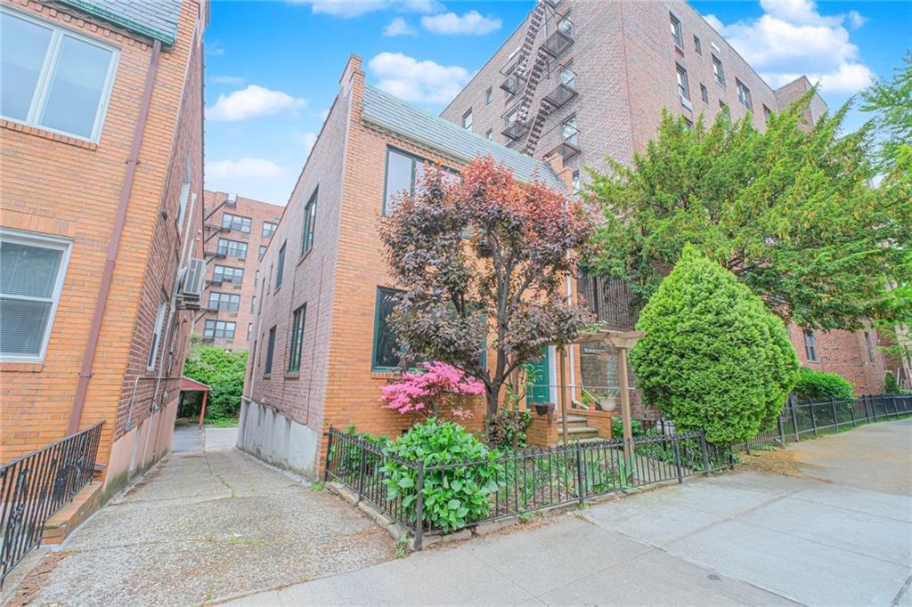 124 95th Street Bay Ridge Brooklyn NY 11209