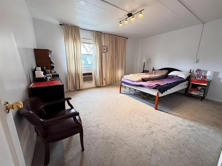 8922 Moline Street Queens Village Queens Village NY 11428