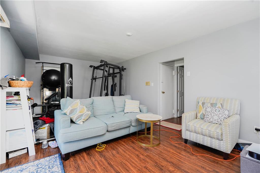 40 Kyle Court Huguenot Staten Island NY 10312