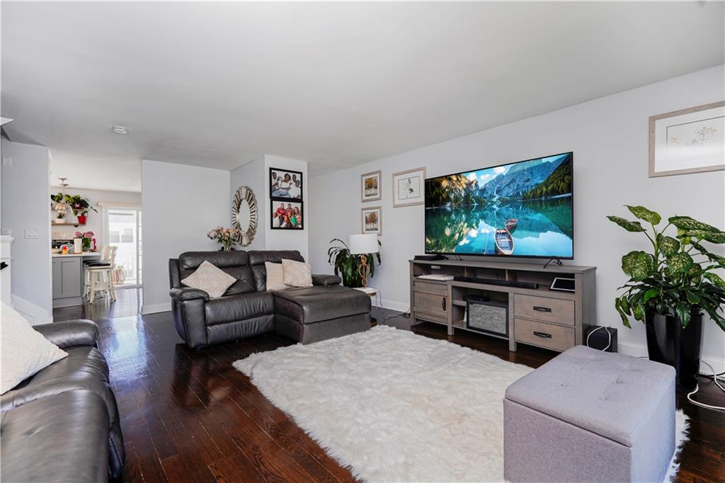 40 Kyle Court Huguenot Staten Island NY 10312