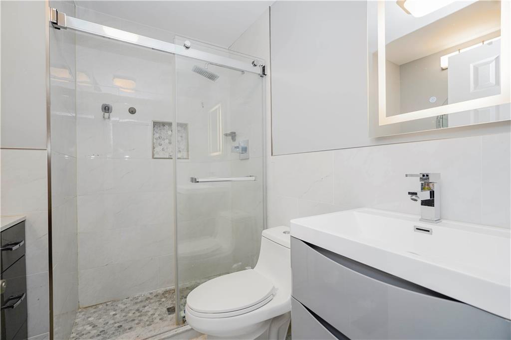 40 Kyle Court Huguenot Staten Island NY 10312