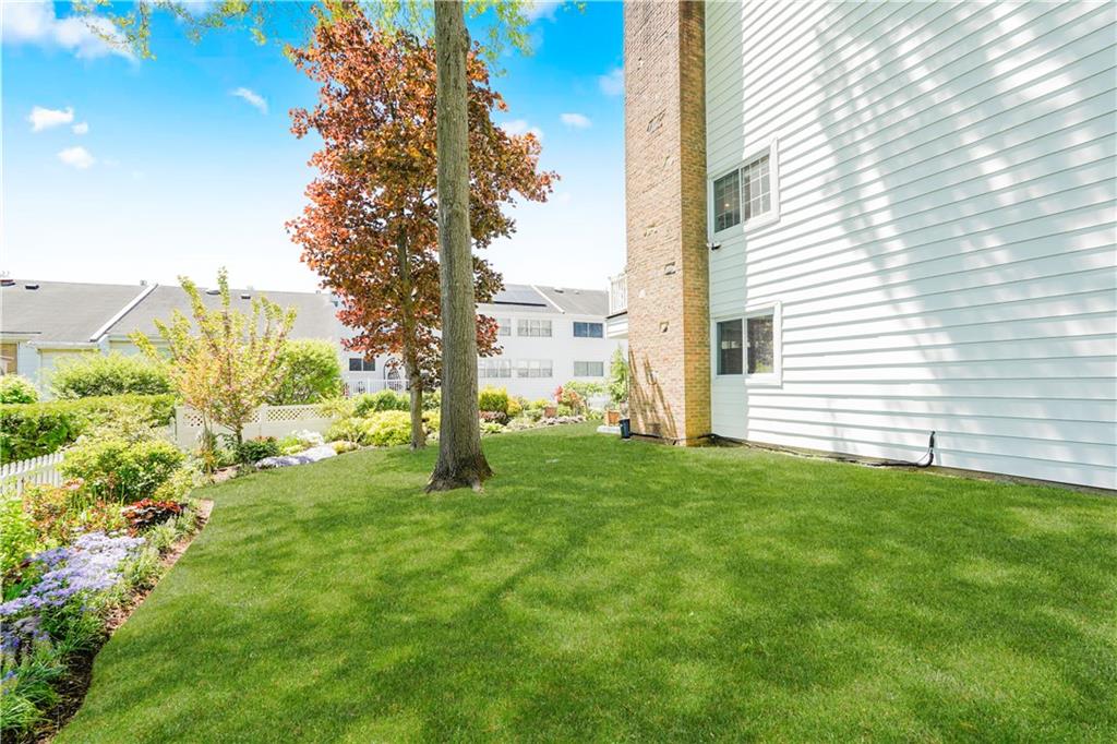 40 Kyle Court Huguenot Staten Island NY 10312