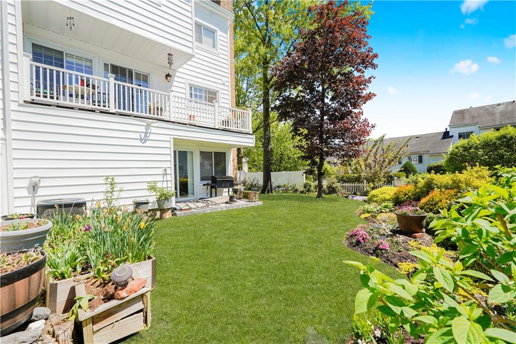 40 Kyle Court Huguenot Staten Island NY 10312
