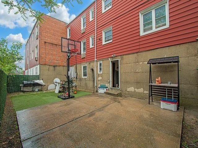1435 East 80th Street Canarsie Brooklyn NY 11236