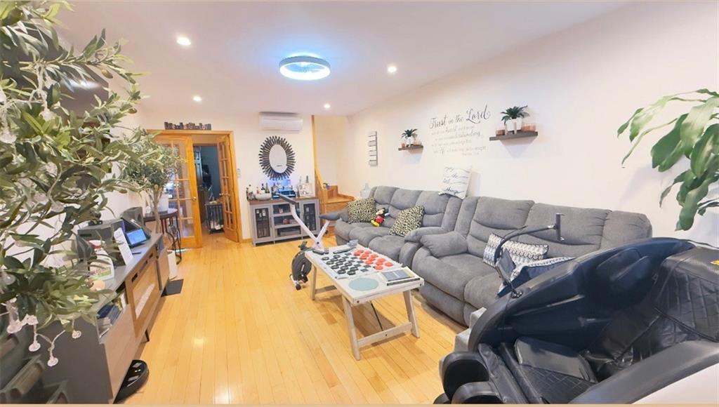 8729 14th Avenue Dyker Heights Brooklyn NY 11228