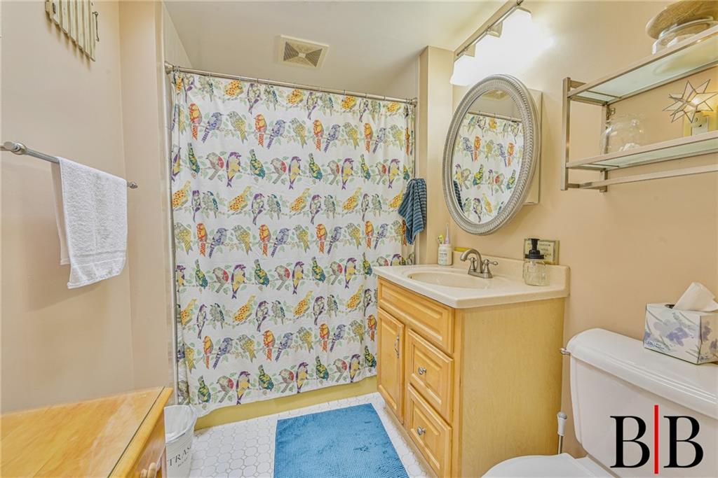 2982 Avenue T Madison Brooklyn NY 11229