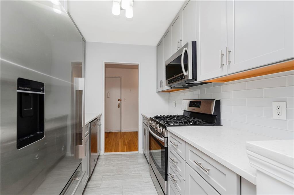 350 Richmond Terrace St. George Staten Island NY 10301