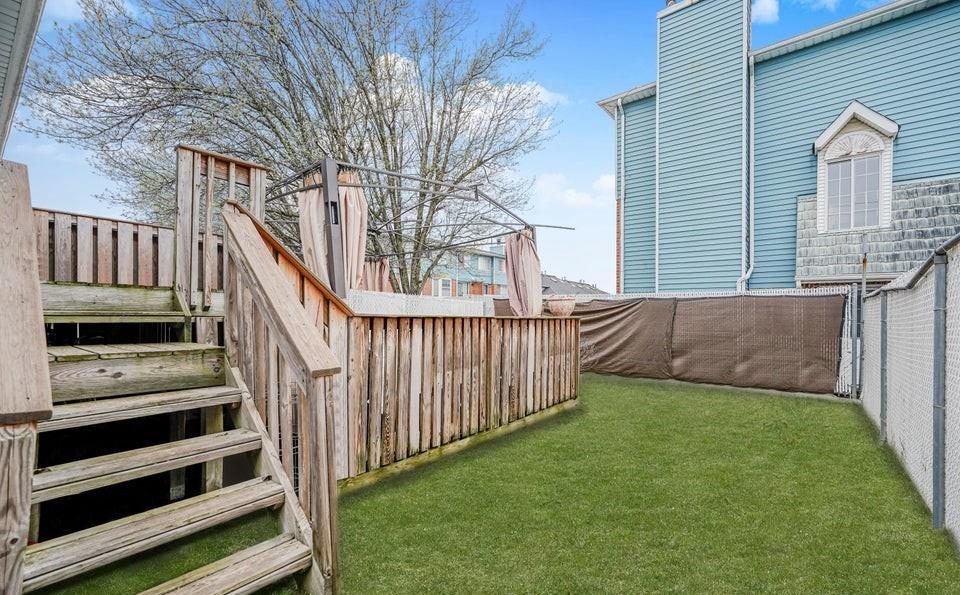 32 Kelly Boulevard Heartland Village Staten Island NY 10314