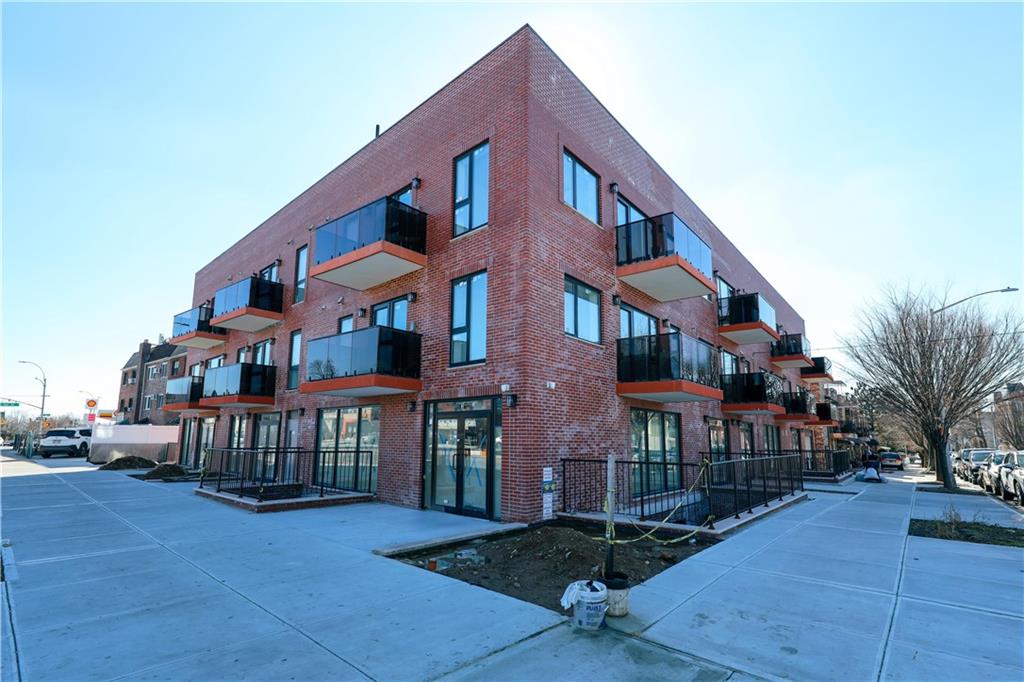 16502 Sanford Avenue Flushing Flushing NY 11358