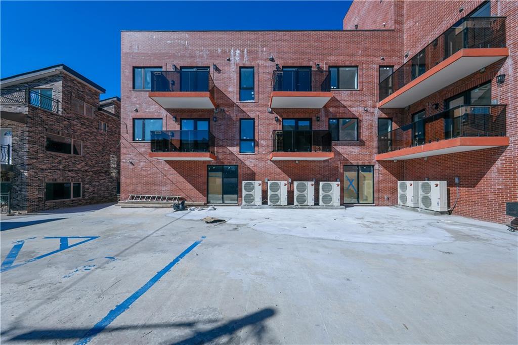 16502 Sanford Avenue Flushing Flushing NY 11358