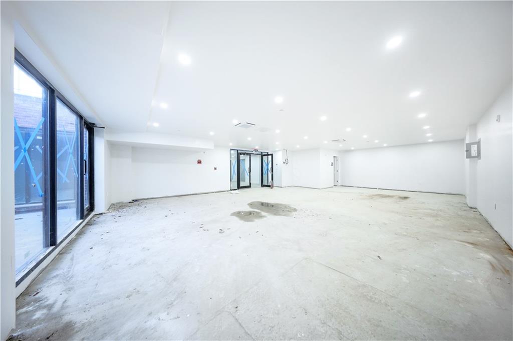 16502 Sanford Avenue Flushing Flushing NY 11358