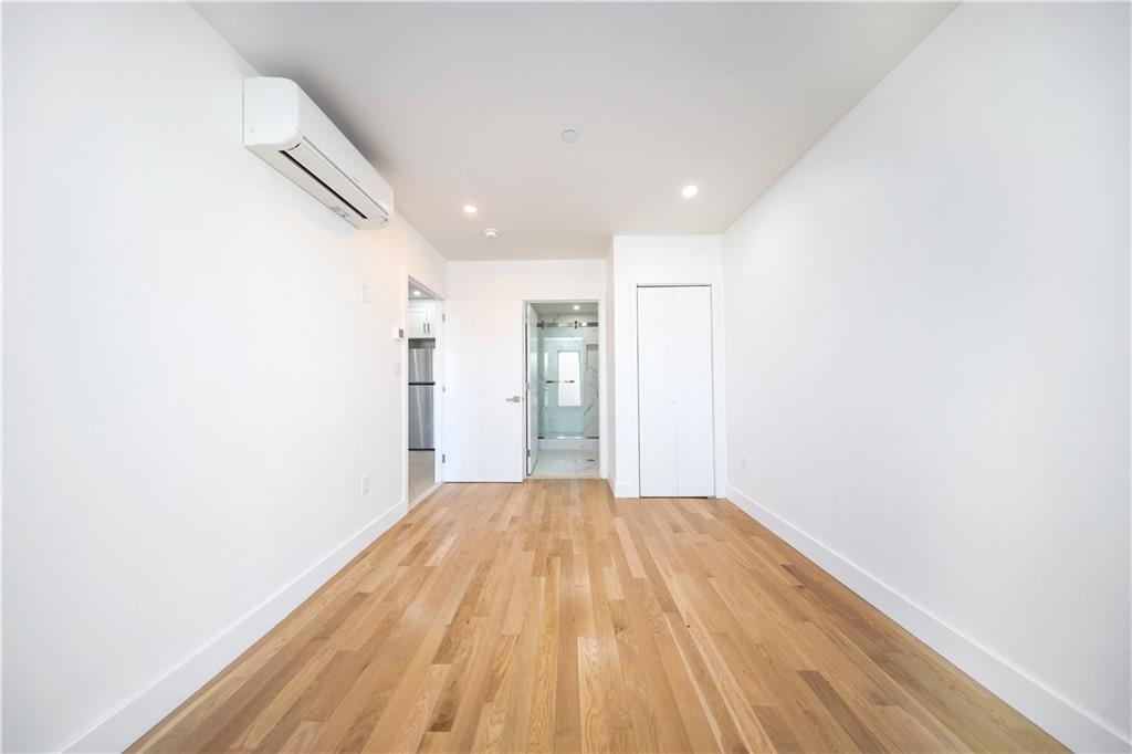 16502 Sanford Avenue Flushing Flushing NY 11358