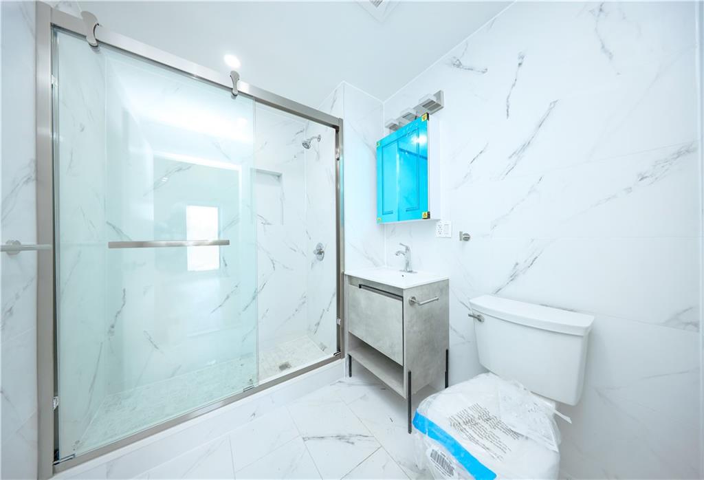 16502 Sanford Avenue Flushing Flushing NY 11358