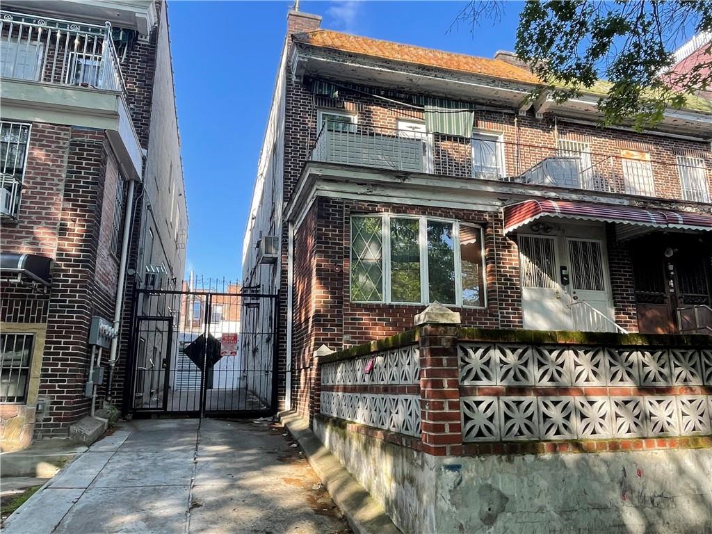 729 55th Street Sunset Park Brooklyn NY 11220