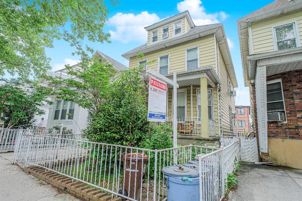 133 Bay 25th Street Bath Beach Brooklyn NY 11214