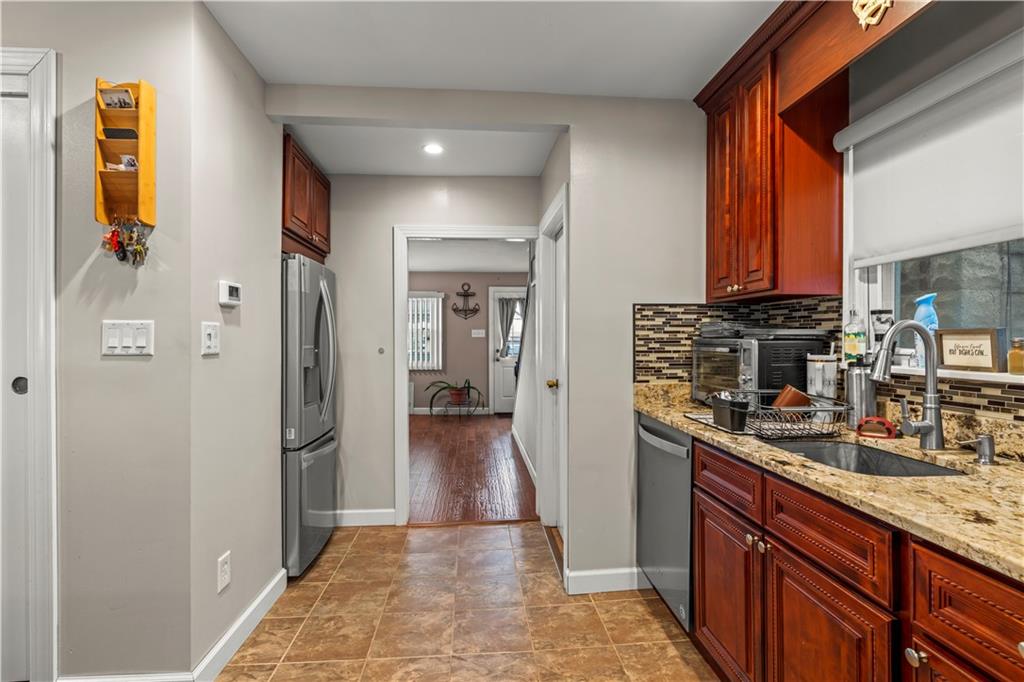 32 Gotham Avenue Gerritsen Beach Brooklyn NY 11229