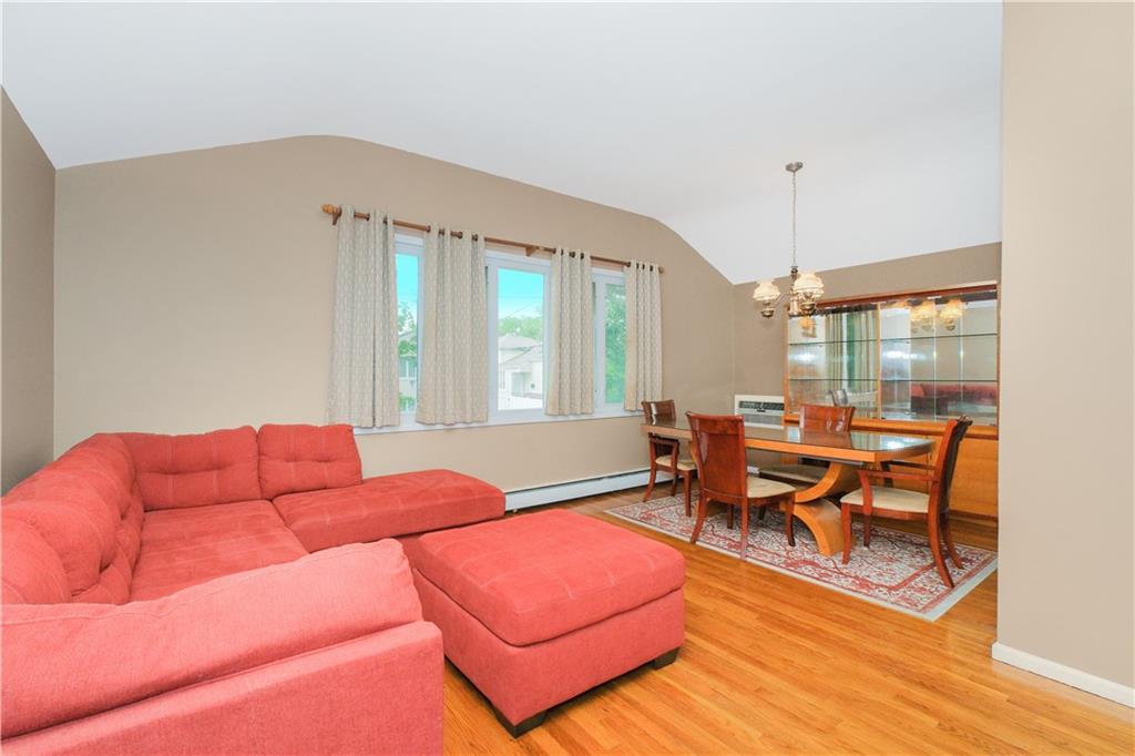 10524 Flatlands 6th Street Canarsie Brooklyn NY 11236